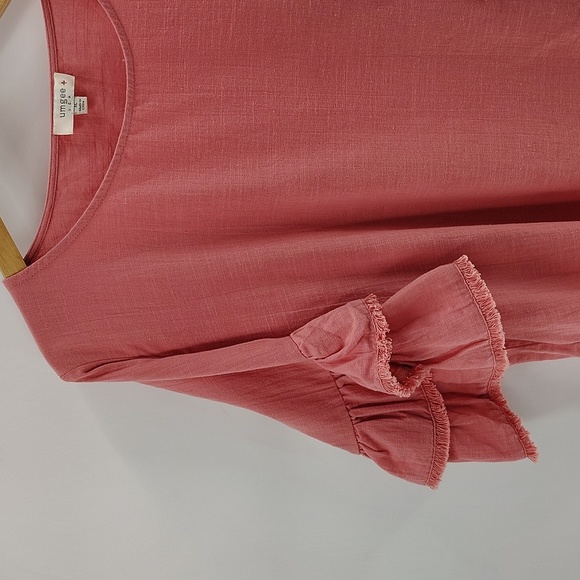 Umgee + Pink Cotton Top Size XL Ruffle Short Sleeve Frayed Hem Throughout - Picture 2 of 8